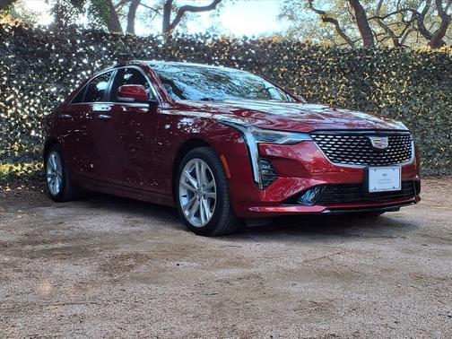 2023 Cadillac CT4 Luxury