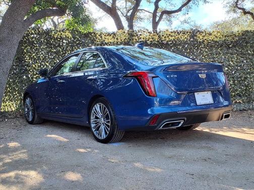 2023 Cadillac CT4 Premium Luxury