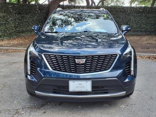2021 Cadillac XT4 Premium Luxury