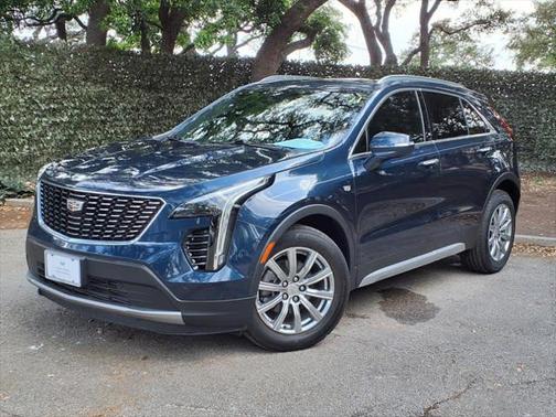 2021 Cadillac XT4 Premium Luxury