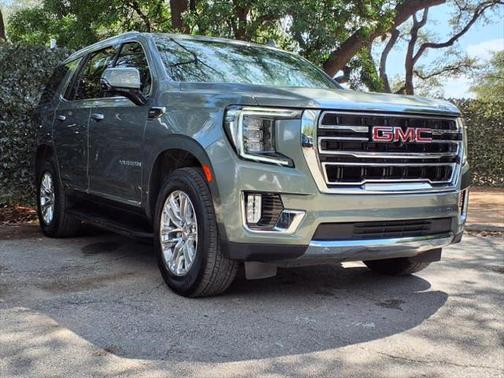 2023 GMC Yukon SLT