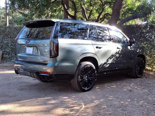 2023 Cadillac Escalade V-Series