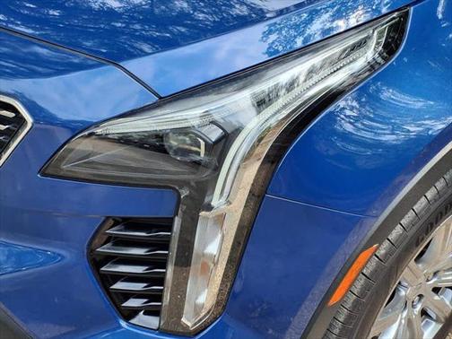 2021 Cadillac XT4 Premium Luxury