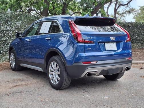 2021 Cadillac XT4 Premium Luxury