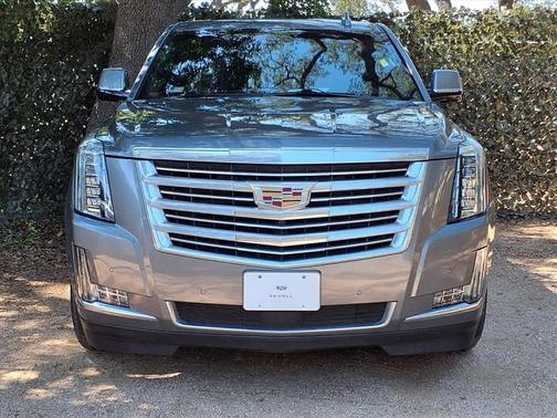 2019 Cadillac Escalade Platinum