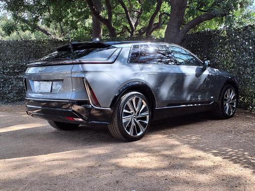 2023 Cadillac LYRIQ Luxury
