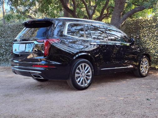 2023 Cadillac XT6 Premium Luxury FWD