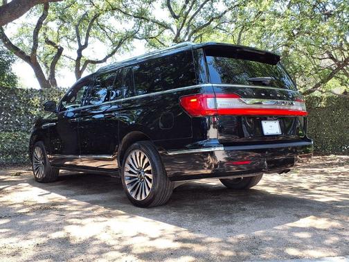 Infinite Black 2020 Lincoln Navigator Reserve