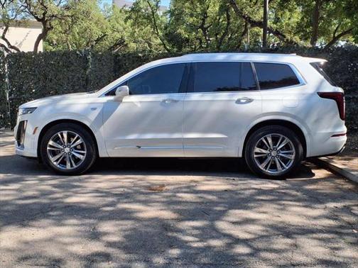 2020 Cadillac XT6 Premium Luxury FWD