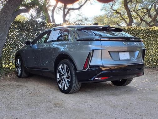 2024 Cadillac LYRIQ Luxury