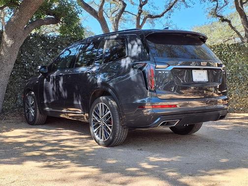 2023 Cadillac XT6 Sport AWD