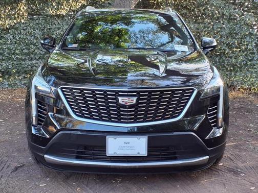 2021 Cadillac XT4 Premium Luxury