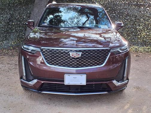 2023 Cadillac XT6 Premium Luxury FWD