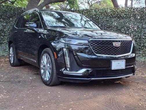 2023 Cadillac XT6 Premium Luxury FWD