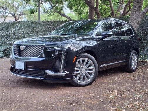 2023 Cadillac XT6 Premium Luxury FWD