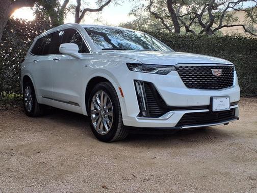 2023 Cadillac XT6 Premium Luxury FWD