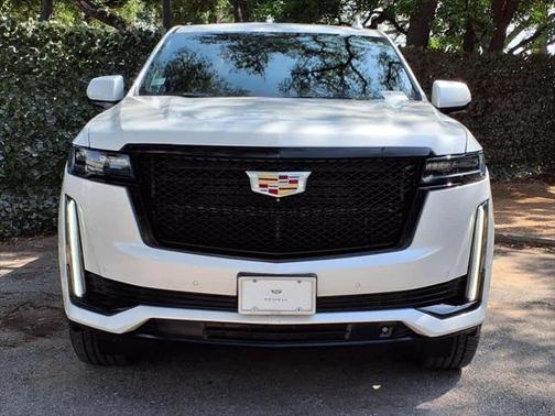 2022 Cadillac Escalade Sport