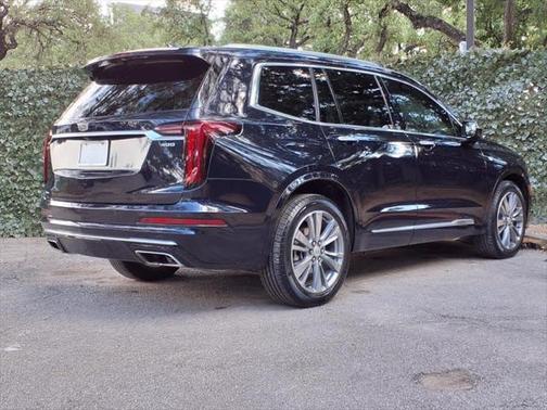 2022 Cadillac XT6 Premium Luxury AWD