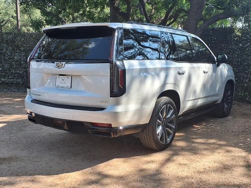 2024 Cadillac Escalade Sport Platinum