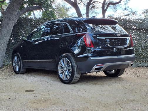 Stellar Black Metallic 2025 Cadillac XT5 Premium Luxury