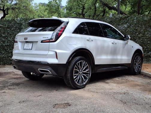2024 Cadillac XT4 Sport