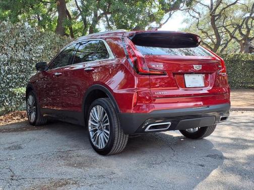 2025 Cadillac XT4 Premium Luxury