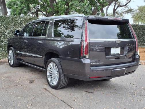2018 Cadillac Escalade ESV Platinum