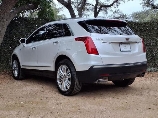 2017 Cadillac XT5 Premium Luxury