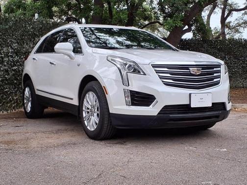 2017 Cadillac XT5 Base