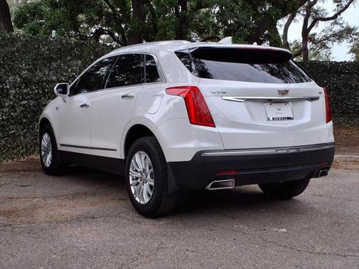 2017 Cadillac XT5 Base