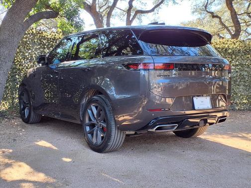 2023 Land Rover Range Rover Sport SE