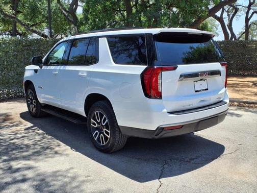 2024 GMC Yukon 4WD AT4
