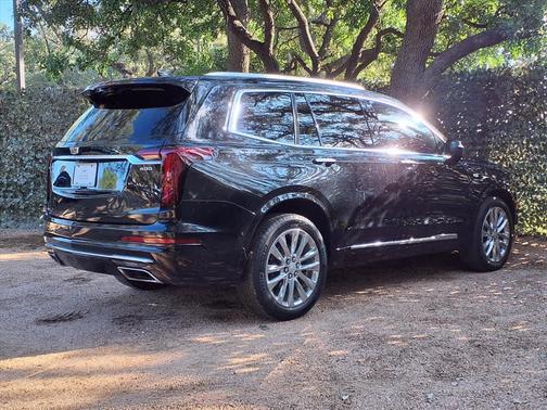 2022 Cadillac XT6 Premium Luxury AWD