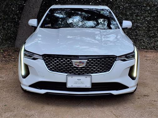 2023 Cadillac CT4 Premium Luxury
