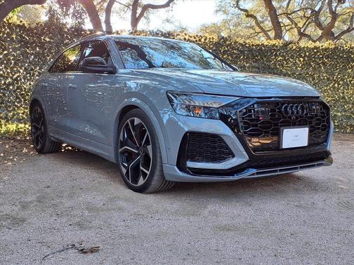 2024 Audi RS Q8 4.0T