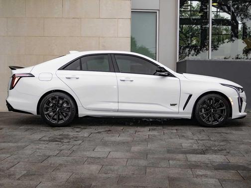 2025 Cadillac CT4-V Blackwing