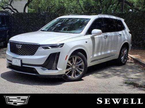 2022 Cadillac XT6 Premium Luxury FWD