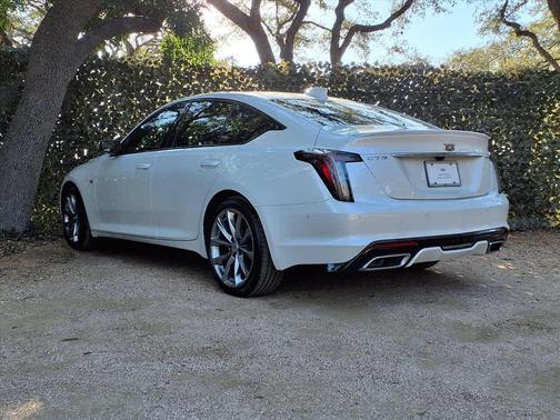2025 Cadillac CT5 Sport