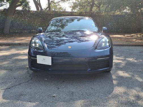 2023 Porsche 718 Cayman S
