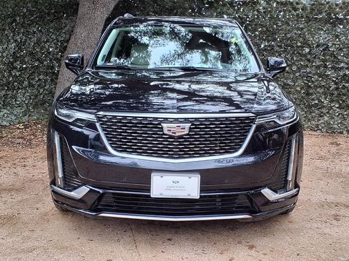 2022 Cadillac XT6 Premium Luxury FWD