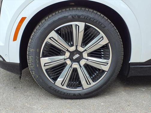 2025 Cadillac Escalade Luxury