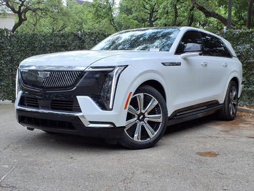 2025 Cadillac Escalade Luxury
