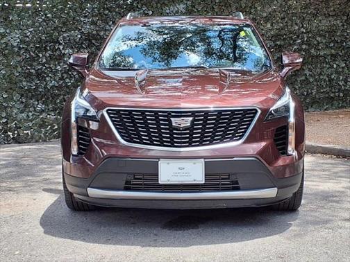 2022 Cadillac XT4 Premium Luxury