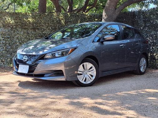 2023 Nissan Leaf S