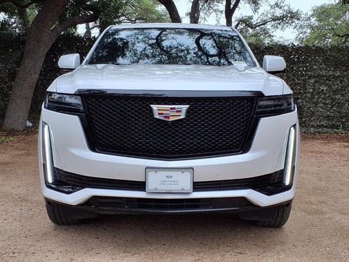Crystal White Tricoat 2024 Cadillac Escalade Sport