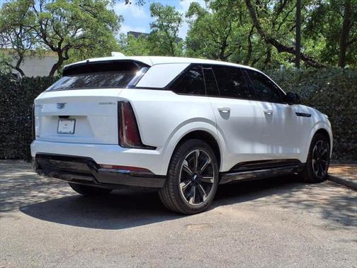 2025 Cadillac Escalade IQ Sport 2