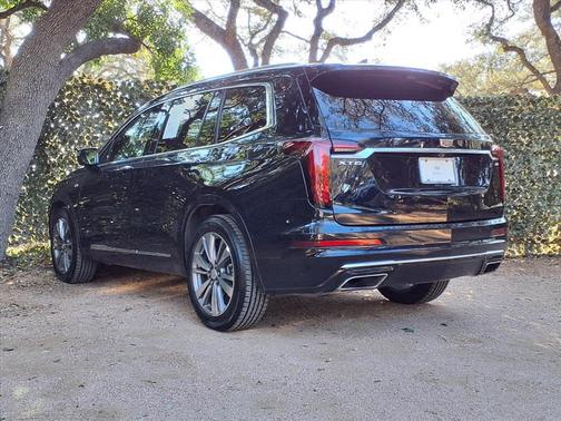 2021 Cadillac XT6 Premium Luxury FWD