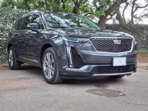 2022 Cadillac XT6 Premium Luxury FWD