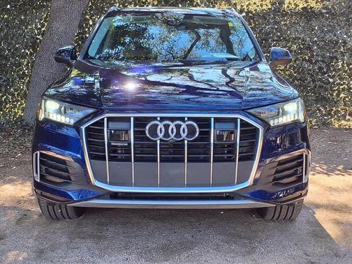 2024 Audi Q7 45 Premium Plus