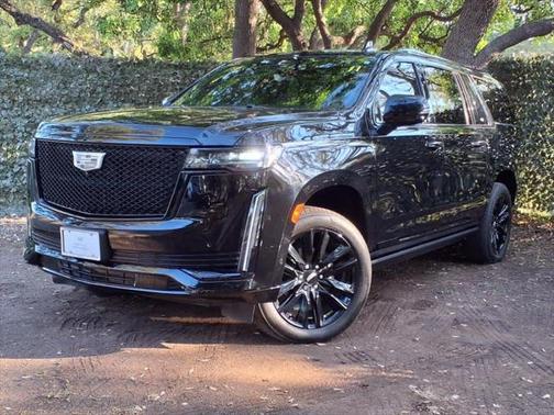 2022 Cadillac Escalade ESV Sport